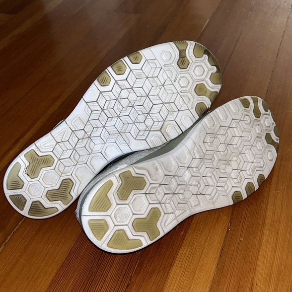 Nike Free 5.0 running shoe - Picture 5 of 6